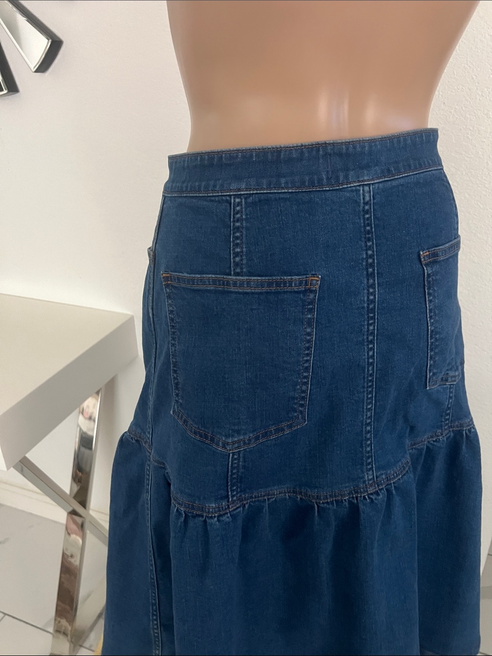 Madewell women’s jean Dark Blue Button-Front Denim Midi Skirt size 29 - Picture 7 of 16